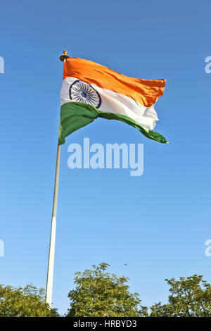 Diese 60 Fuß Breite und 90 Fuß in der Länge Tiranga, die Nationalflagge gehisst auf Rajiv Chowk, Neu-Delhi Indien Stockfoto