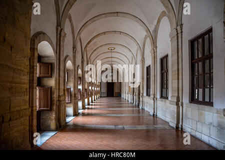 Pasillo de Monasterio de ucles Stockfoto