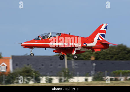 Royal Air Force Red Arrows BAe Hawk t. 1 - Flughafen Jersey Stockfoto