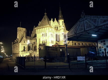 Het Steen, mittelalterliche Festung in der Altstadt von Antwerpen, Belgien entlang der Schelde Stockfoto