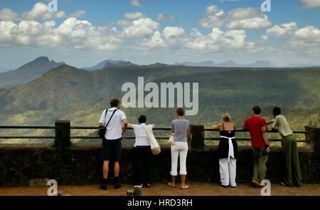 Mauritius, Touristen vor der Black River Gorges National Park, Mauritius, Black River Gorges National Park Stockfoto