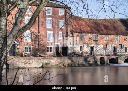 Alte Mühle Harnham, Salisbury, Wiltshire, England, Vereinigtes Königreich Stockfoto