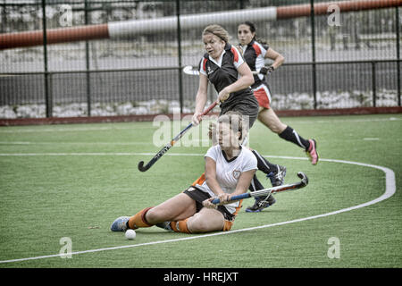 Gibraltar Hockey - Grammatiker HC spielen Testspiel gegen San Fernando HC von Cadiz. Stockfoto