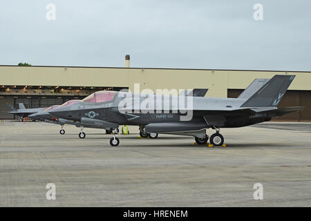 Lockheed Martin F35B Lightning II Stealth Kampfflugzeuge bei der Royal International Air Tattoo, Fairford, UK Stockfoto