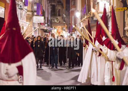 Badajoz, Spanien - 22. März 2016: Osterwoche (Semana Santa), Nazarener Prozessionen, Feiern von internationalem Interesse Stockfoto