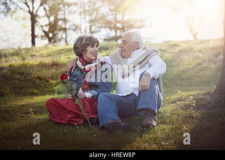 Porträt des romantischen älteres paar Stockfoto