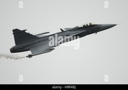 Schwedische Luftwaffe Saab JAS 39C Gripen Kampfflugzeug bei der Royal International Air Tattoo, Fairford, UK Stockfoto