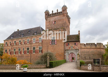 Eingang mit Wappen in Huis Bergh, ein 13. Jahrhundert Schloss in's-Heerenberg, Montferland, Achterhoek, Gelderland, Niederlande. Stockfoto