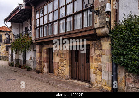 Königsweg der Stadt Cartes, Castañeda County gehört zu den Marquis von Aguilar de Campoo, Kantabrien, Spanien Stockfoto