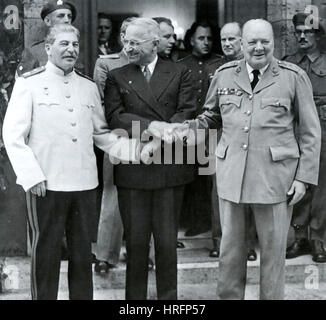 POTSDAM Konferenz 1945 von links: Joseph Stalin, Harry Truman, Winston Churchill Stockfoto