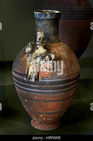 Stand von jtj späten 11. Anfang 12 Dynastie Theben (Ägypten / Oberägypten) Kalkstein bemalt 37 x 12.2 x 18,6 cm Stockfoto