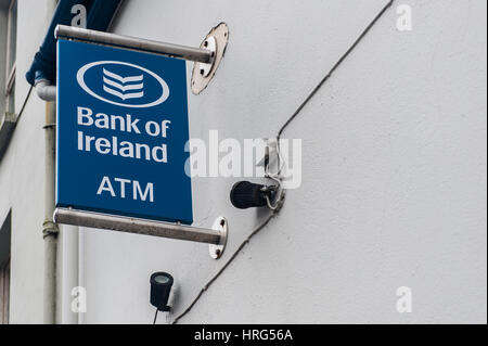 Bank von Irland ATM mit textfreiraum Sign. Stockfoto