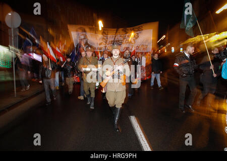 Bydgoszcz, Polen. 1. März 2017. Menschen sind an ein Gedenken-Service für den verfluchten Soldier Widerstandskämpfer aus dem zweiten Weltkrieg gesehen. Bildnachweis: Jaap Aires/Alamy Live-Nachrichten Stockfoto