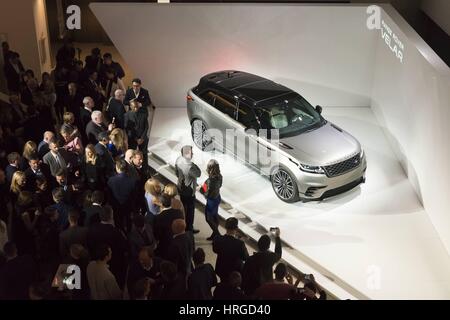 London, Vereinigtes Königreich von Großbritannien und Nordirland. 1. März 2017. Range Rover Velar Weltpremiere im London Design Museum. London, UK. 03.02.2017 | Nutzung weltweit Credit: Dpa/Alamy Live-Nachrichten Stockfoto