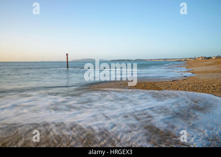 Weymouth Bucht, Dorset, UK. 2. März 2017. Eine klare und scharfe Frühlingsmorgen über Weymouth Bucht, der erste schöne Tag des Frühlings. © Dan Tucker/Alamy Live-Nachrichten Stockfoto