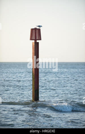 Weymouth Bucht, Dorset, UK. 2. März 2017. Eine klare und scharfe Frühlingsmorgen über Weymouth Bucht, der erste schöne Tag des Frühlings. © Dan Tucker/Alamy Live-Nachrichten Stockfoto