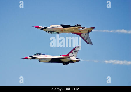 U S Air Force Thunderbirds, Leistung Stockfoto