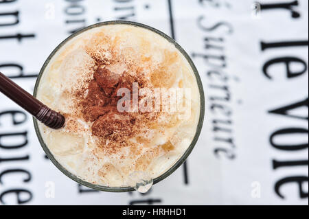 Eis Cappuccino Kaffee mit Schlagsahne Stockfoto