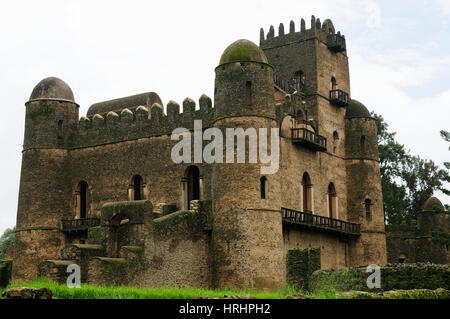 Burg von Kaiser Fasilides in Gonder Stadt in Äthiopien, königliche Gehege gebaut Stockfoto