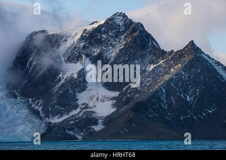 Zerklüftete Küste von Elephant Island, Süd-Shetland-Inseln, Antarktis, Polarregionen Stockfoto