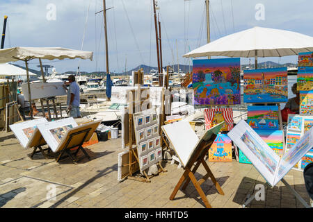 Kunstwerke zum Verkauf durch den Hafen, Saint Tropez, Var, Cote d ' Azur, Provence, Côte d ' Azur, Frankreich, mediterran Stockfoto