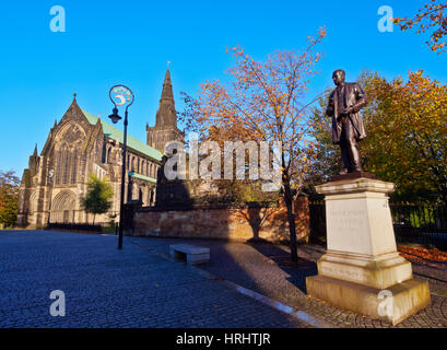 Blick auf die Kathedrale von St. Mungo, Glasgow, Schottland, Vereinigtes Königreich Stockfoto