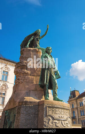 LJUBLJANA, Slowenien - 19. Februar 2017: Preseren Denkmal in Ljubljana, Bronzestatue des slowenischen Nationaldichters France Preseren in der Hauptstadt der Stockfoto