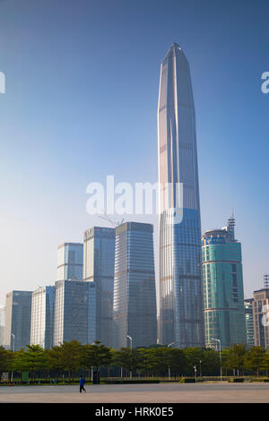 Ping An International Finance Centre (4. weltweit höchste Gebäude im Jahr 2017 auf 600m), Futian, Shenzhen, Guangdong, China Stockfoto