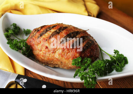 Hackbraten mit Salbei Stockfoto