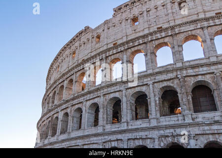 Ein Blick auf den Roman Colosseum, Rom, Italien. Stockfoto