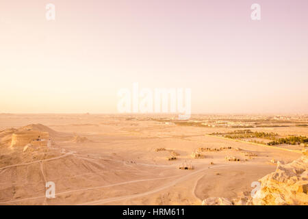 Blick auf den Sonnenuntergang auf zoroastrischen Feuertempel in Yazd Stockfoto