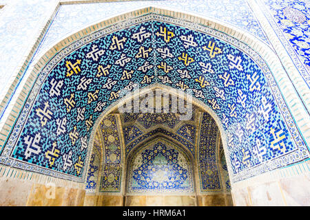 Mosaik an der Tür der Moschee im Iran von Yazd Stockfoto