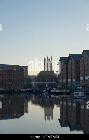 Szenen aus den wichtigsten Becken Gloucester Docks, Großbritanniens am Binnenhafen, in Südengland auf den Gloucester & Schärfe-Kanal. Stockfoto