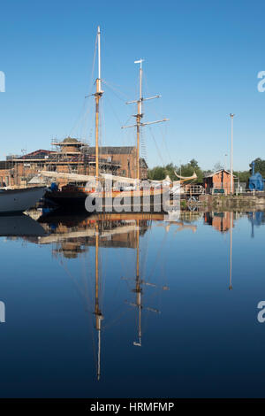 Szenen aus den wichtigsten Becken Gloucester Docks, Großbritanniens am Binnenhafen, in Südengland auf den Gloucester & Schärfe-Kanal. Stockfoto