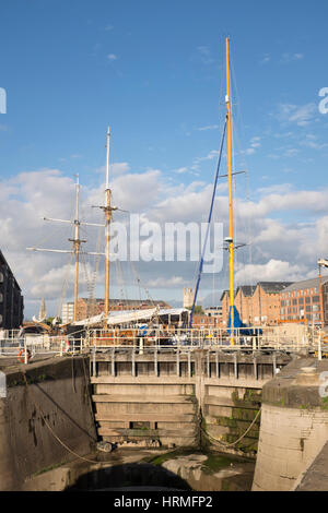 Szenen aus den wichtigsten Becken Gloucester Docks, Großbritanniens am Binnenhafen, in Südengland auf den Gloucester & Schärfe-Kanal. Stockfoto