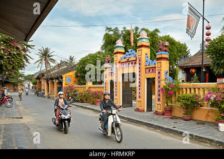 Straßenszene in Hoi An Ancient Town. Provinz Quang Nam, Vietnam. Stockfoto