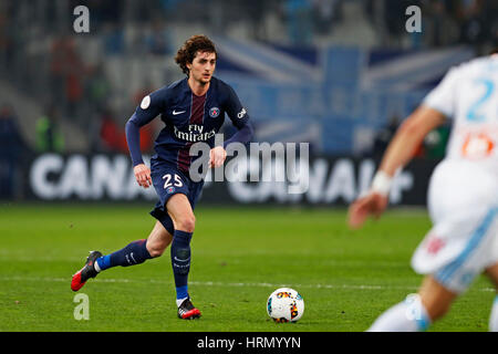 Adrien Rabiot (PSG), 26. Februar 2017 - Fußball / Fußball: Französisch "Ligue 1" match zwischen Olympique de Marseille 1-5 Paris Saint-Germain im Stade Vélodrome in Marseille, Frankreich. (Foto von D.Nakashima/AFLO) Stockfoto