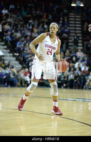 Seattle, WA, USA. 3. März 2017. Stanfords Erica McCall (24) in Aktion während einer PAC12 Frauen-Turnier-Spiel zwischen die Washington State Cougars und Stanford Cardinal. Gespielt wurde in der Key Arena in Seattle, WA. Jeff Halstead/CSM/Alamy Live-Nachrichten Stockfoto