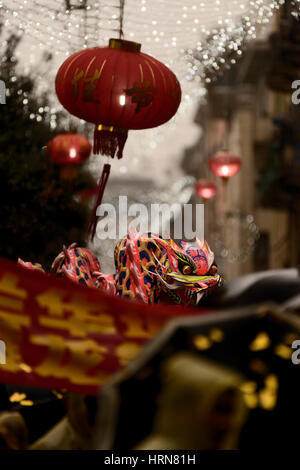 Mailand. Italien. Chinese New Year fest. Drachenparade Stockfoto