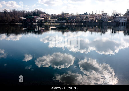 Promenade von Sesto Calende - Ticino-See Stockfoto