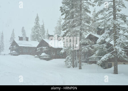 Sturmereignis im Sugar Bowl Ski Resort, Norden-CA Stockfoto