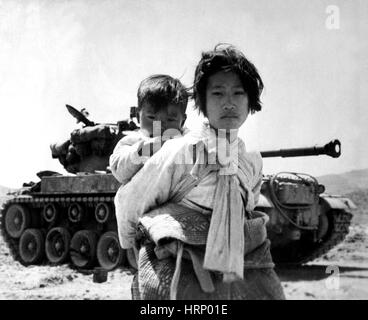 Koreanische Kriegswaisen, 1951 Stockfoto