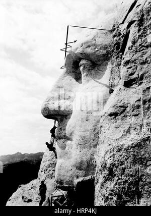 Schnitzen Washingtons Kopf, Mount Rushmore, 1932 Stockfoto