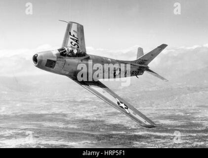 F-86 Sabre, erste Pfeilflügel-Kämpfer, 1950er Jahre Stockfoto