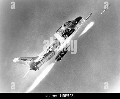 F-86 Sabre, erste Pfeilflügel-Kämpfer, 1950er Jahre Stockfoto