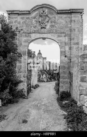 Das verlassene Dorf Mtahleb in Malta Stockfoto