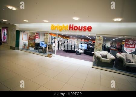 Brighthouse Shop in Blackburn, Großbritannien Stockfoto