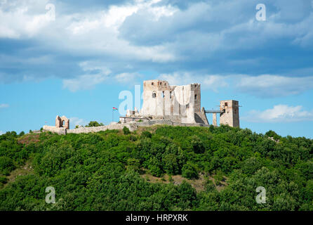 Alte Burg bei Csesznek, Ungarn Stockfoto