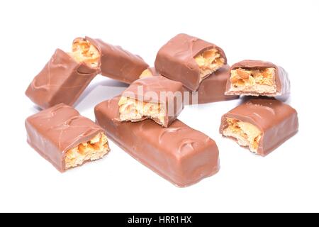 Schokoladenbonbons auf weißem Hintergrund Stockfoto