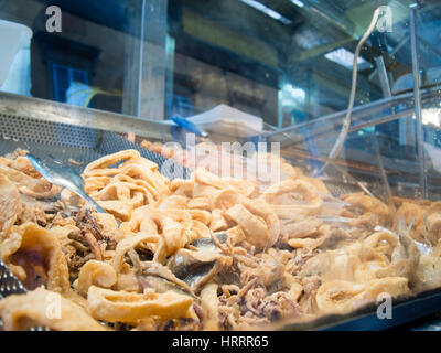 Straße Essensstände in der City Market, Cremona, Lombardei, Italien Stockfoto